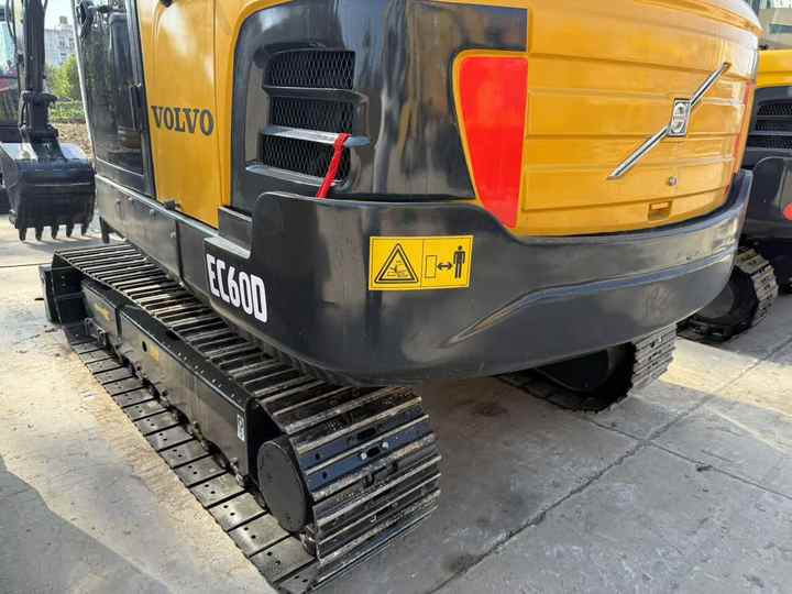 Used Digger VOLVO EC60D Construction Machinery Construction Digger Used VOLVO EC60D Cheap Excavator - Máy xúc mini: hình 2 Used Digger VOLVO EC60D Construction Machinery Construction Digger Used VOLVO EC60D Cheap Excavator - Máy xúc mini: hình 2
