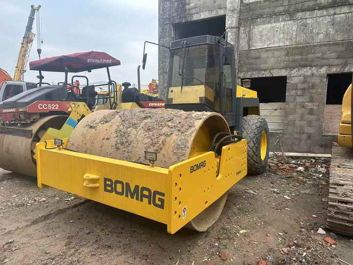 Used Heavy Construction Equipment BW217D Second Hand Road Rollers Used Machine Hot Sale - Máy lăn đường: hình 2 Used Heavy Construction Equipment BW217D Second Hand Road Rollers Used Machine Hot Sale - Máy lăn đường: hình 2