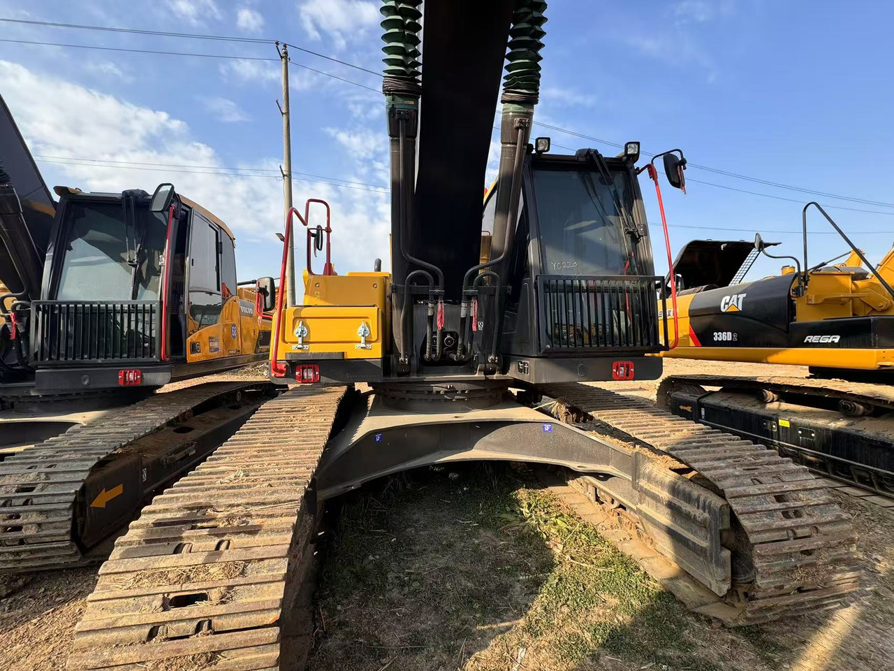 Used High Quality volvo EC300DL 30ton excavator machinery - Máy xúc bánh xích: hình 2 Used High Quality volvo EC300DL 30ton excavator machinery - Máy xúc bánh xích: hình 2