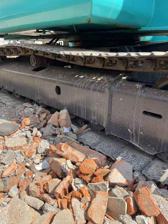Used High-quality Original Japan Kobelco SK60 Crawler Excavator in Hefei - Máy xúc: hình 5 Used High-quality Original Japan Kobelco SK60 Crawler Excavator in Hefei - Máy xúc: hình 5