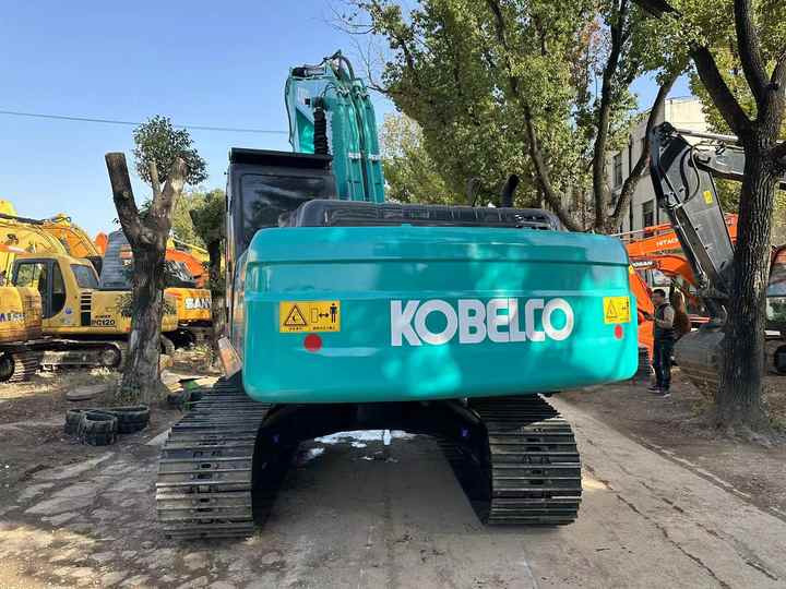 Used Japan Kobelco SK200-8 Crawler Excavator New Arrival Earth-moving Machine for Sale - Máy xúc bánh xích: hình 2 Used Japan Kobelco SK200-8 Crawler Excavator New Arrival Earth-moving Machine for Sale - Máy xúc bánh xích: hình 2