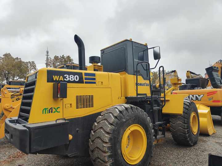 Used komatsu WA380-3 Wheel Loader Hot Sale Original Japan Brand Koamtsu Wheel Loader for Sale - Máy xúc lật bánh lốp: hình 3 Used komatsu WA380-3 Wheel Loader Hot Sale Original Japan Brand Koamtsu Wheel Loader for Sale - Máy xúc lật bánh lốp: hình 3