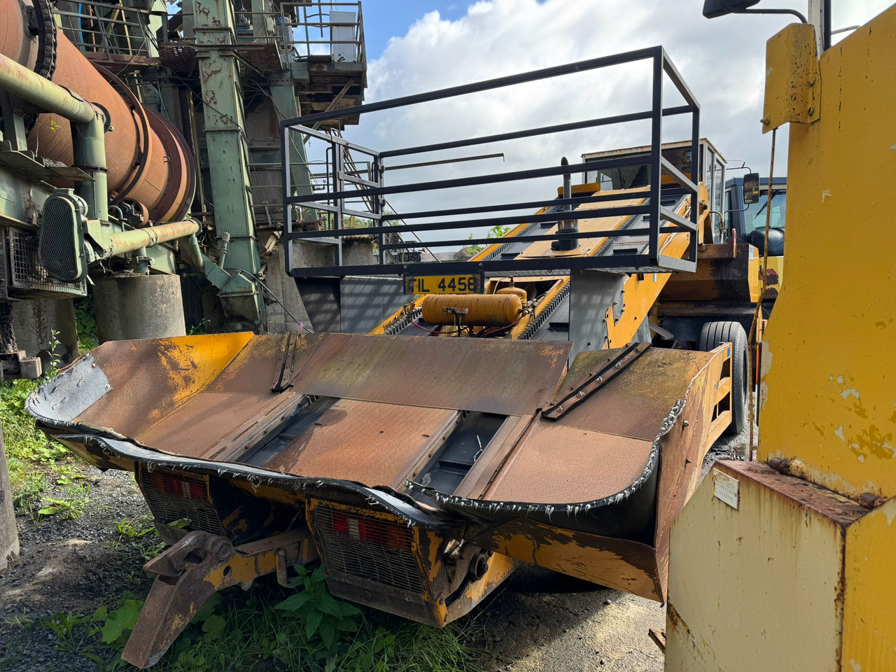 Phoenix - Máy nhựa đường: hình 5 Phoenix - Máy nhựa đường: hình 5