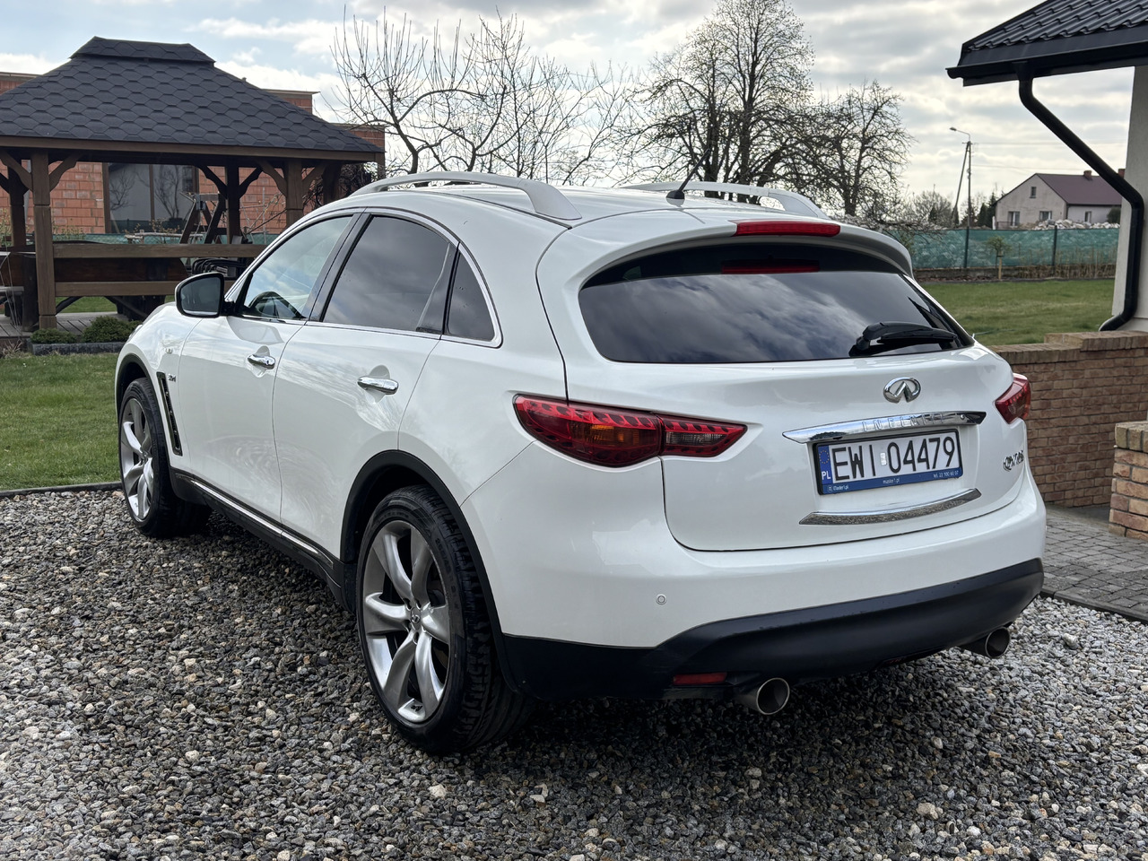 Infiniti QX70 FX30 Diesel V6 Euro6 - SUV: hình 5 Infiniti QX70 FX30 Diesel V6 Euro6 - SUV: hình 5
