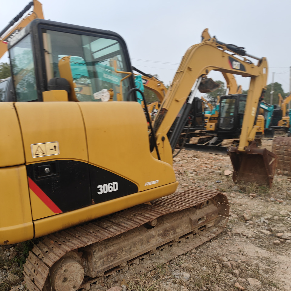 CATERPILLAR 306D - Máy xúc mini: hình 3 CATERPILLAR 306D - Máy xúc mini: hình 3