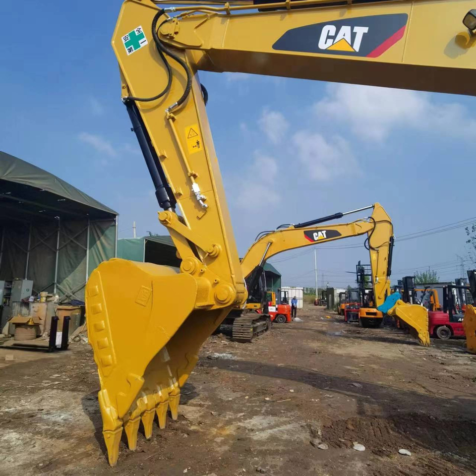 CATERPILLAR 330D - Máy xúc bánh xích: hình 3 CATERPILLAR 330D - Máy xúc bánh xích: hình 3