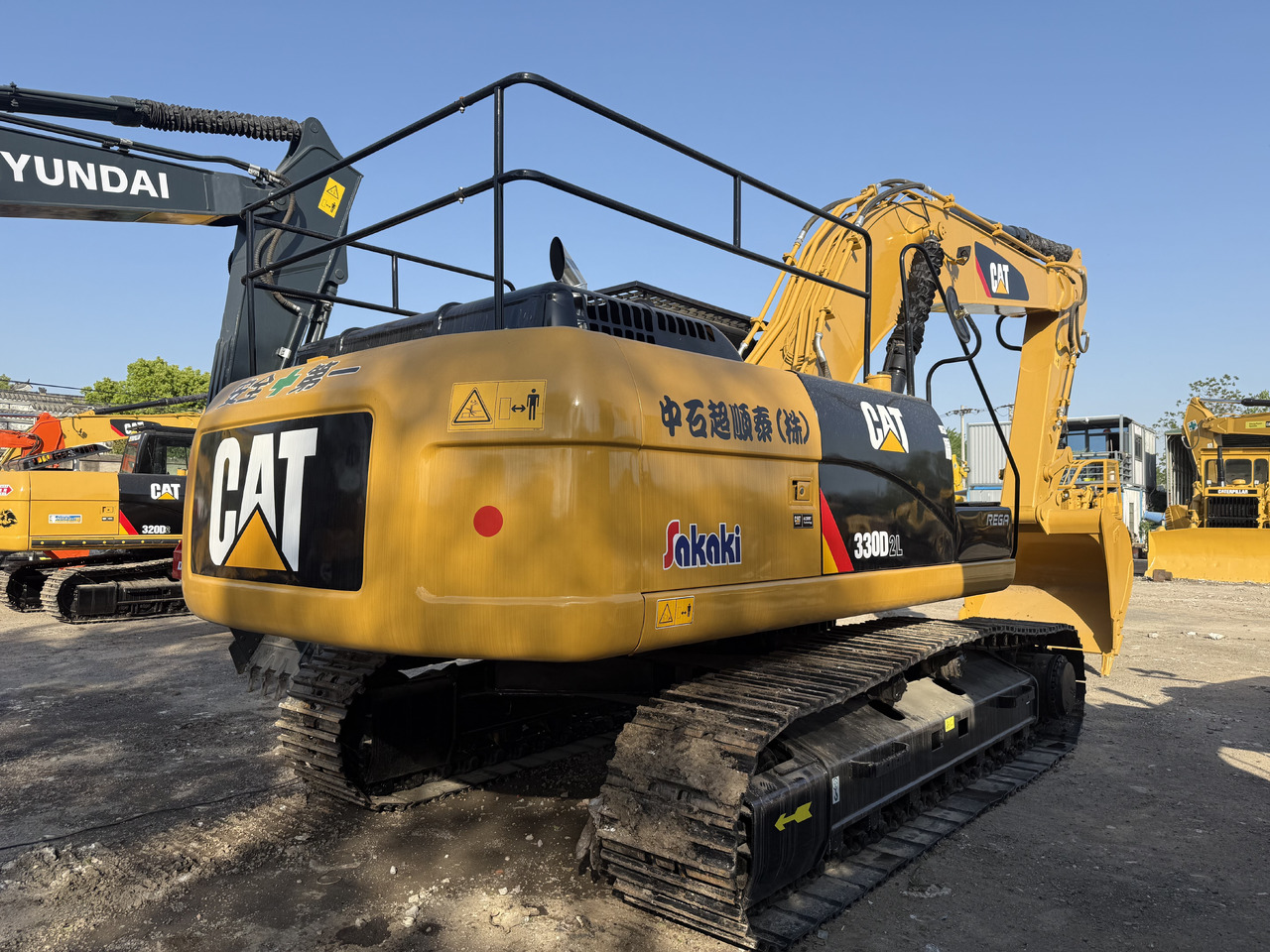 CATERPILLAR 330D2 - Máy xúc bánh xích: hình 1 CATERPILLAR 330D2 - Máy xúc bánh xích: hình 1
