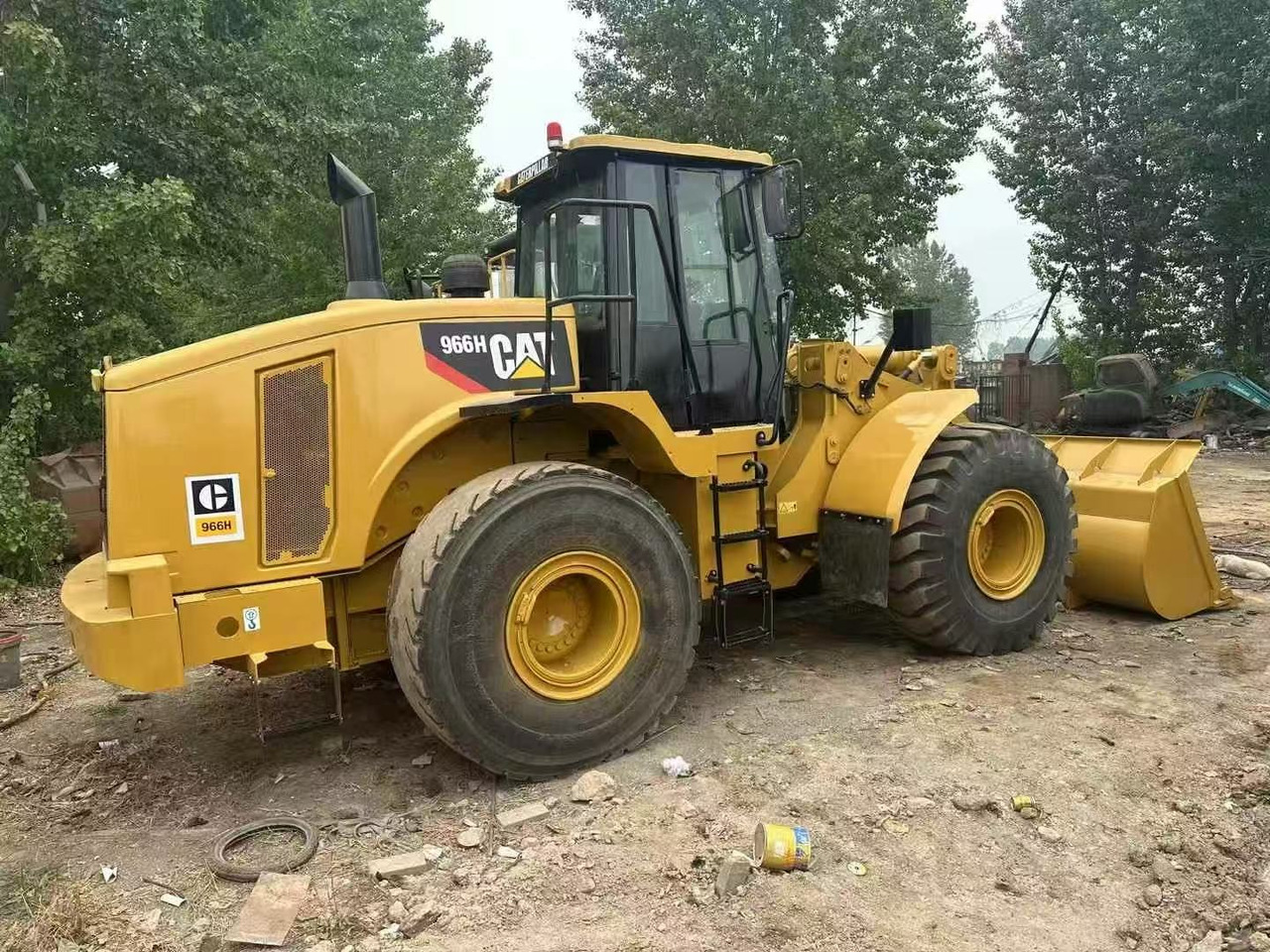 CATERPILLAR 966H - Máy xúc lật bánh lốp: hình 1 CATERPILLAR 966H - Máy xúc lật bánh lốp: hình 1