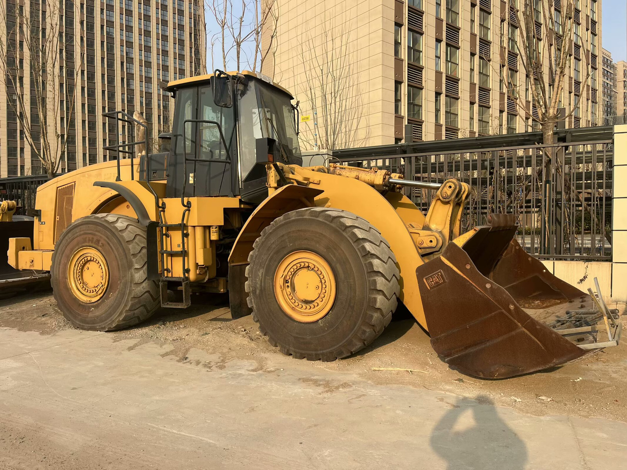 CATERPILLAR 980H - Máy xúc lật bánh lốp: hình 1 CATERPILLAR 980H - Máy xúc lật bánh lốp: hình 1