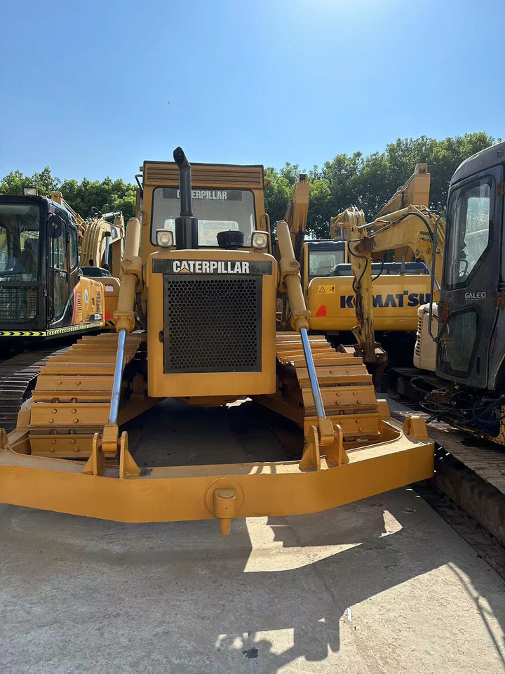 CATERPILLAR D6D - Máy ủi: hình 4 CATERPILLAR D6D - Máy ủi: hình 4