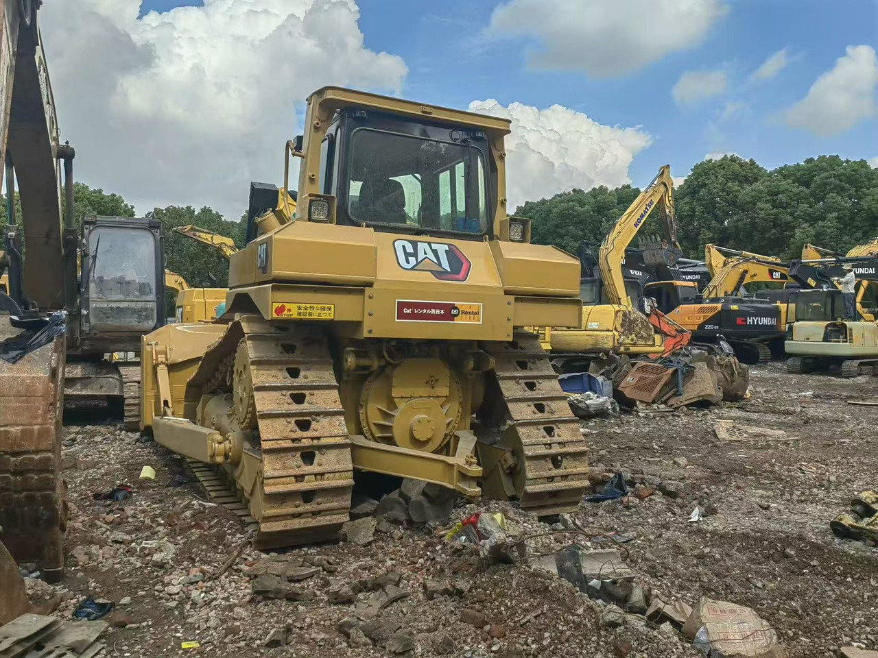 CATERPILLAR D6R - Máy ủi: hình 3 CATERPILLAR D6R - Máy ủi: hình 3