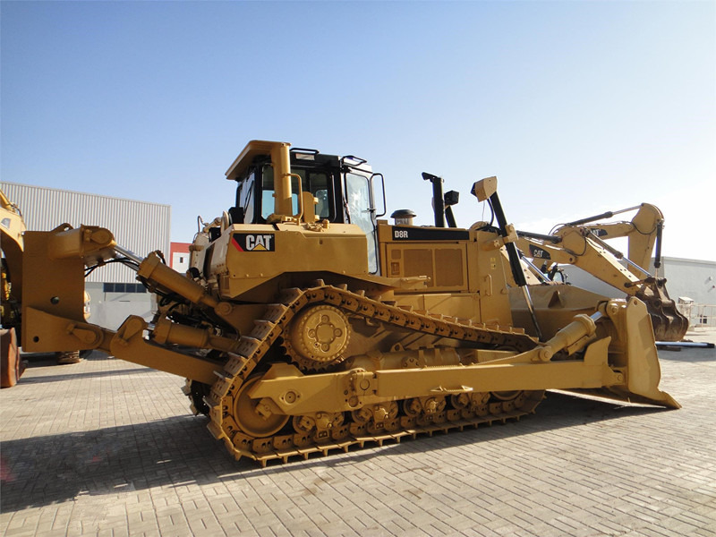 CATERPILLAR D8N - Máy ủi: hình 1 CATERPILLAR D8N - Máy ủi: hình 1