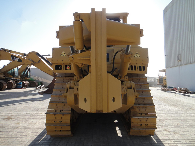 CATERPILLAR D8N - Máy ủi: hình 5 CATERPILLAR D8N - Máy ủi: hình 5