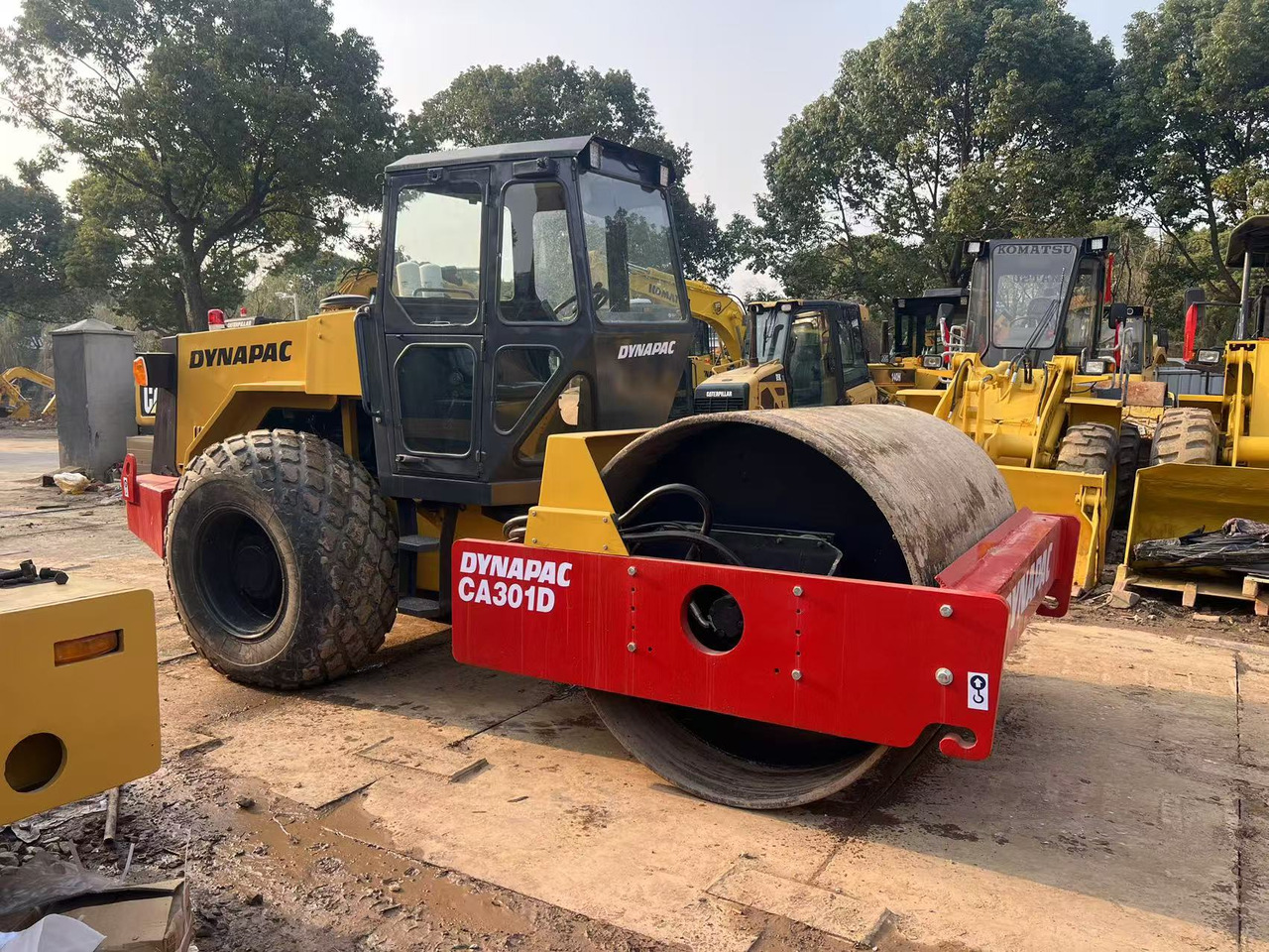 DYNAPAC CA251D - Máy lăn đường: hình 4 DYNAPAC CA251D - Máy lăn đường: hình 4