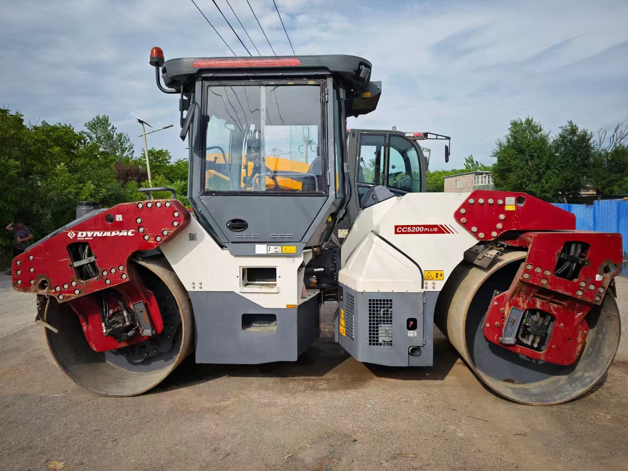 DYNAPAC CC5200 - Máy lăn đường: hình 2 DYNAPAC CC5200 - Máy lăn đường: hình 2