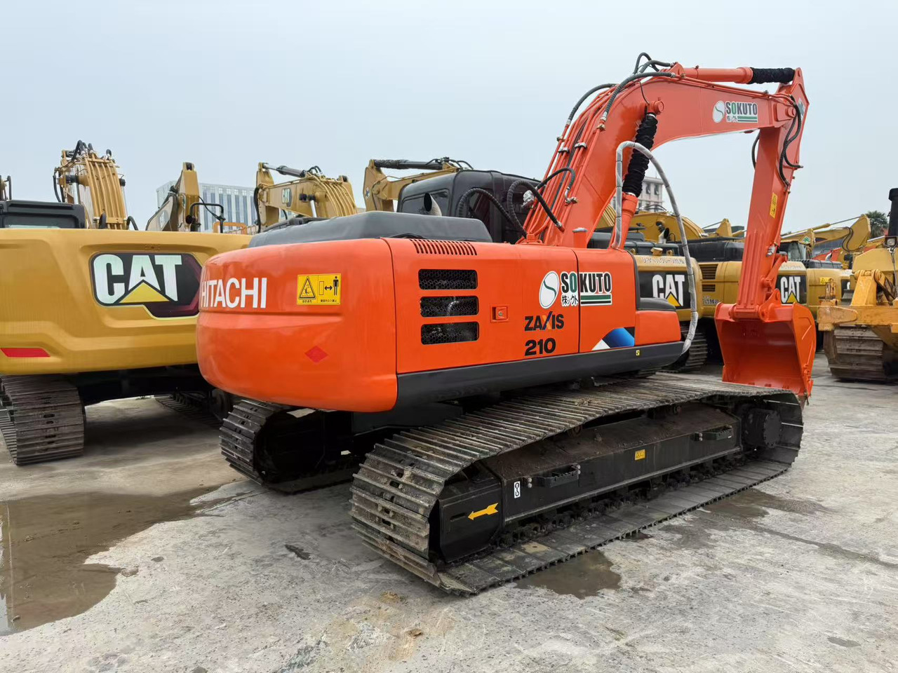 HITACHI ZX210-5G - Máy xúc bánh xích: hình 3 HITACHI ZX210-5G - Máy xúc bánh xích: hình 3