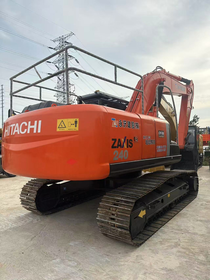 HITACHI ZX240-3G - Máy xúc bánh xích: hình 1 HITACHI ZX240-3G - Máy xúc bánh xích: hình 1