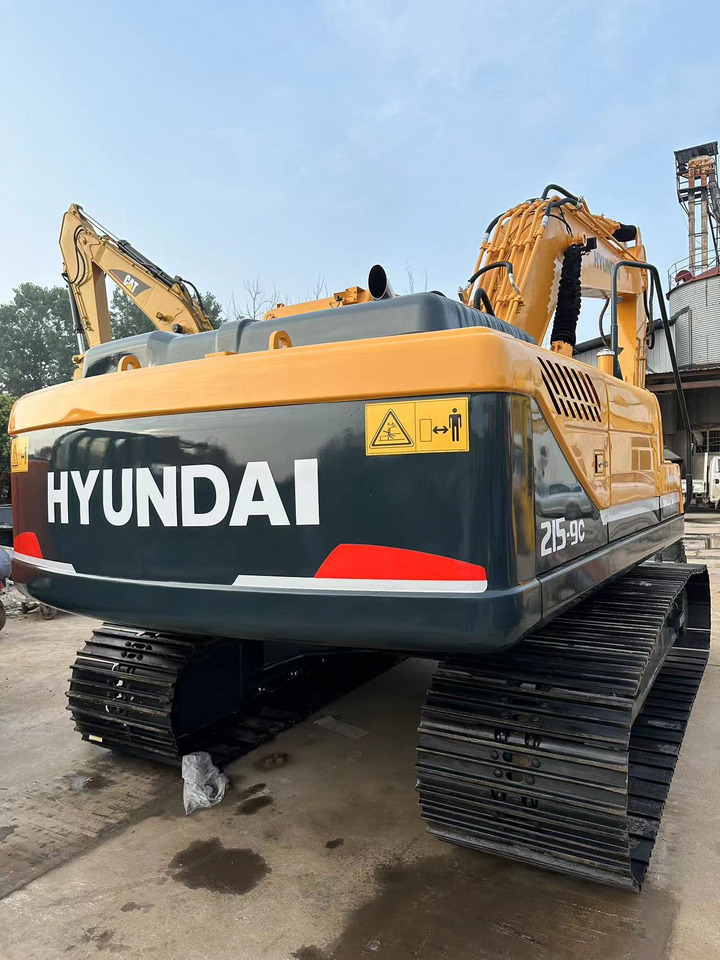 HYUNDAI R215-9C - Máy xúc bánh xích: hình 5 HYUNDAI R215-9C - Máy xúc bánh xích: hình 5