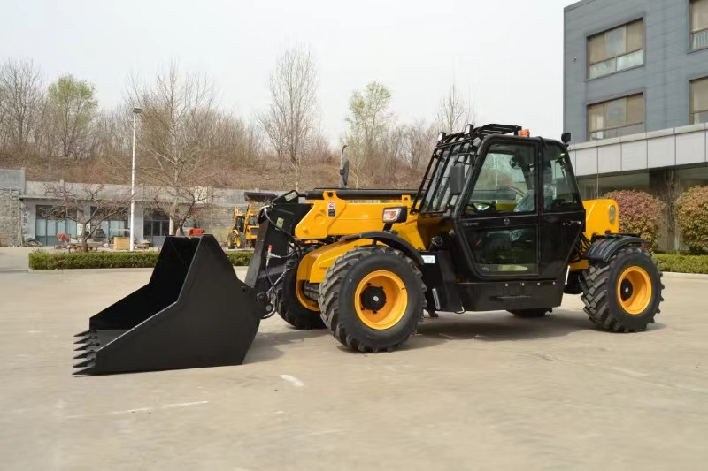 KOMATSU Longer boom - Xe nâng diesel: hình 4 KOMATSU Longer boom - Xe nâng diesel: hình 4