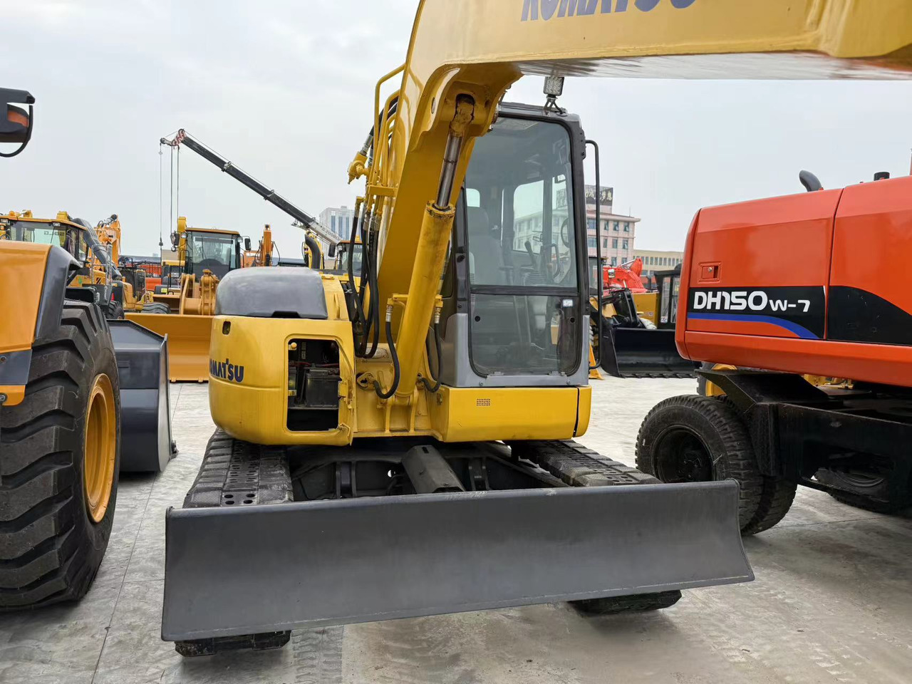 KOMATSU PC78US - Máy xúc mini: hình 3 KOMATSU PC78US - Máy xúc mini: hình 3