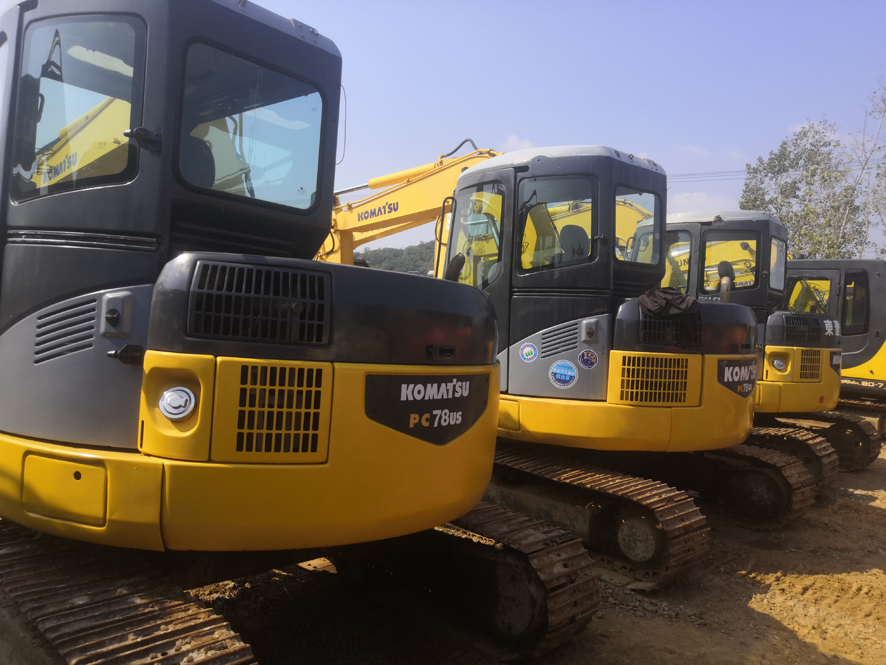 KOMATSU PC78US - Máy xúc mini: hình 5 KOMATSU PC78US - Máy xúc mini: hình 5