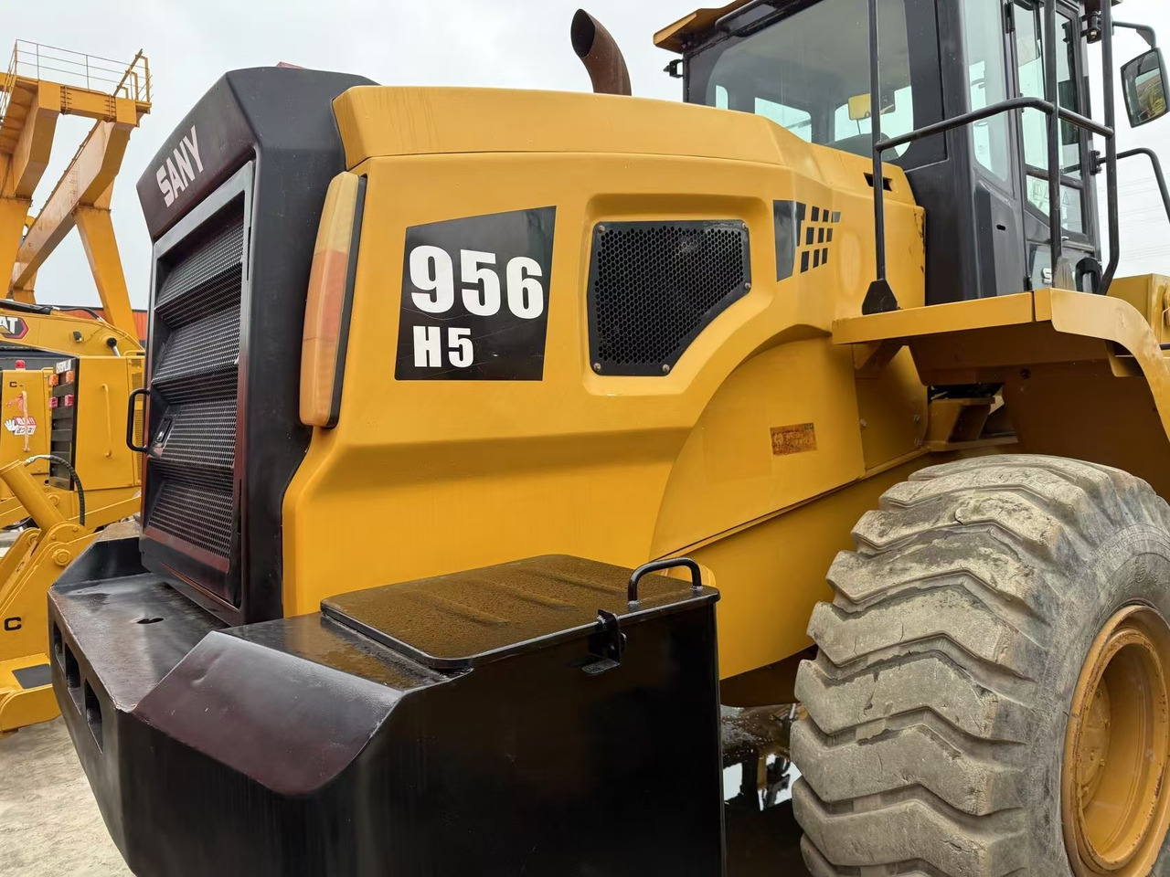 SANY 956H5 - Máy xúc lật bánh lốp: hình 5 SANY 956H5 - Máy xúc lật bánh lốp: hình 5