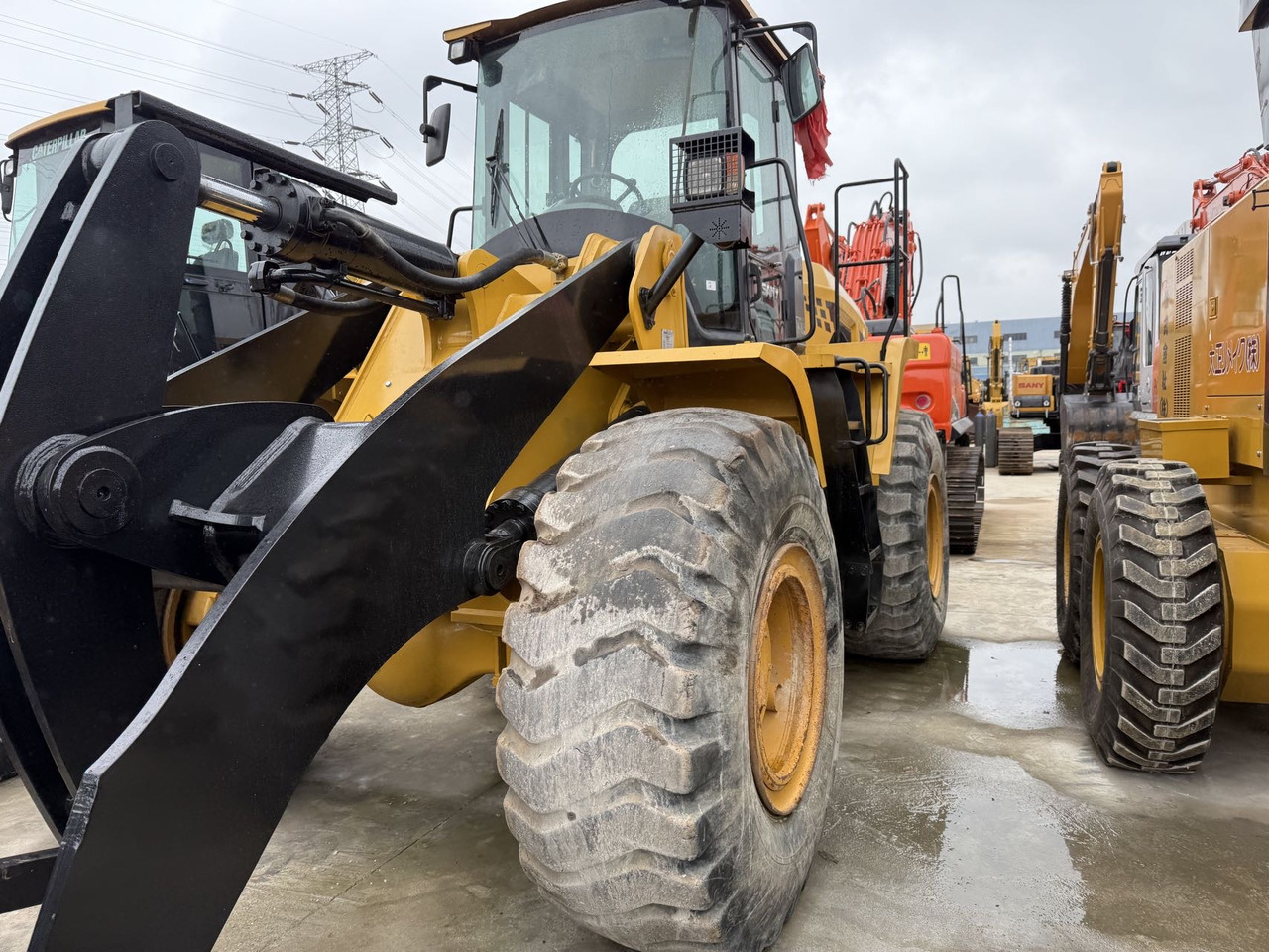 SANY 956H5 - Máy xúc lật bánh lốp: hình 4 SANY 956H5 - Máy xúc lật bánh lốp: hình 4
