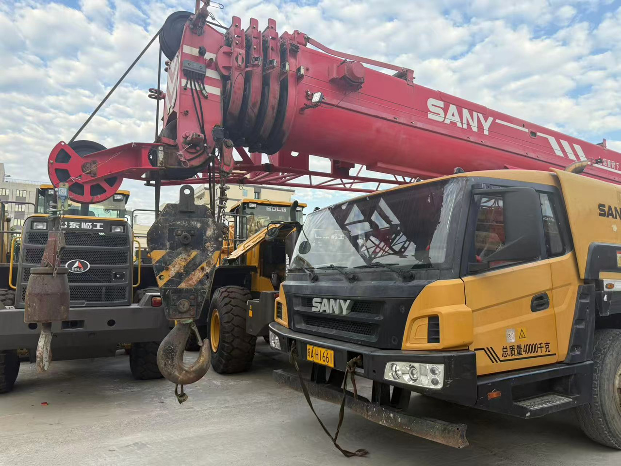 SANY SYM5405J - Cẩu bánh lốp: hình 2 SANY SYM5405J - Cẩu bánh lốp: hình 2