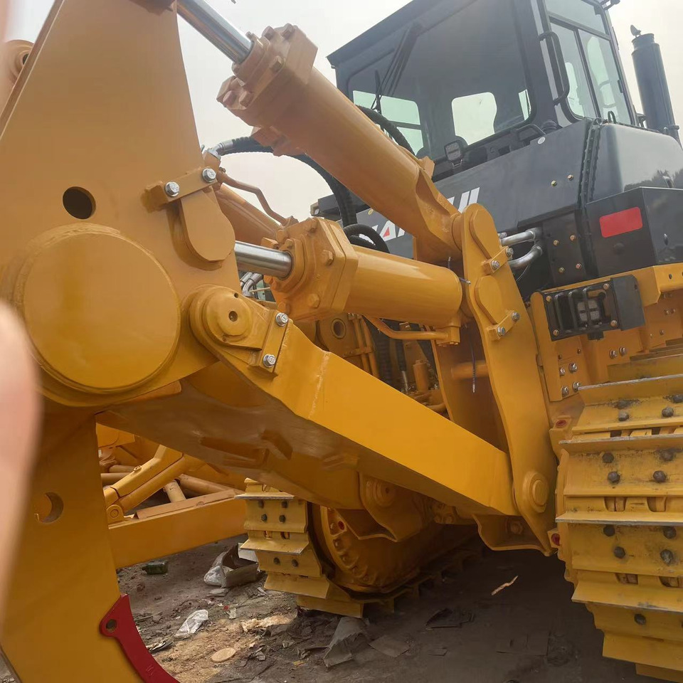 SHANTUI SD32 - Máy ủi: hình 4 SHANTUI SD32 - Máy ủi: hình 4