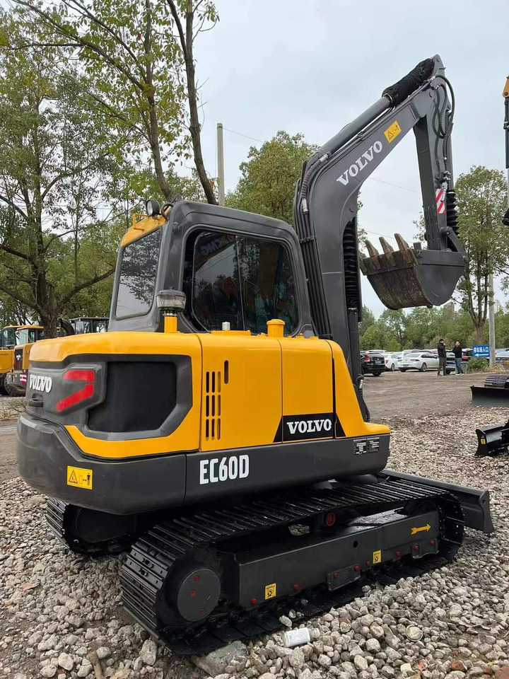 VOLVO EC60D - Máy xúc bánh xích: hình 2 VOLVO EC60D - Máy xúc bánh xích: hình 2