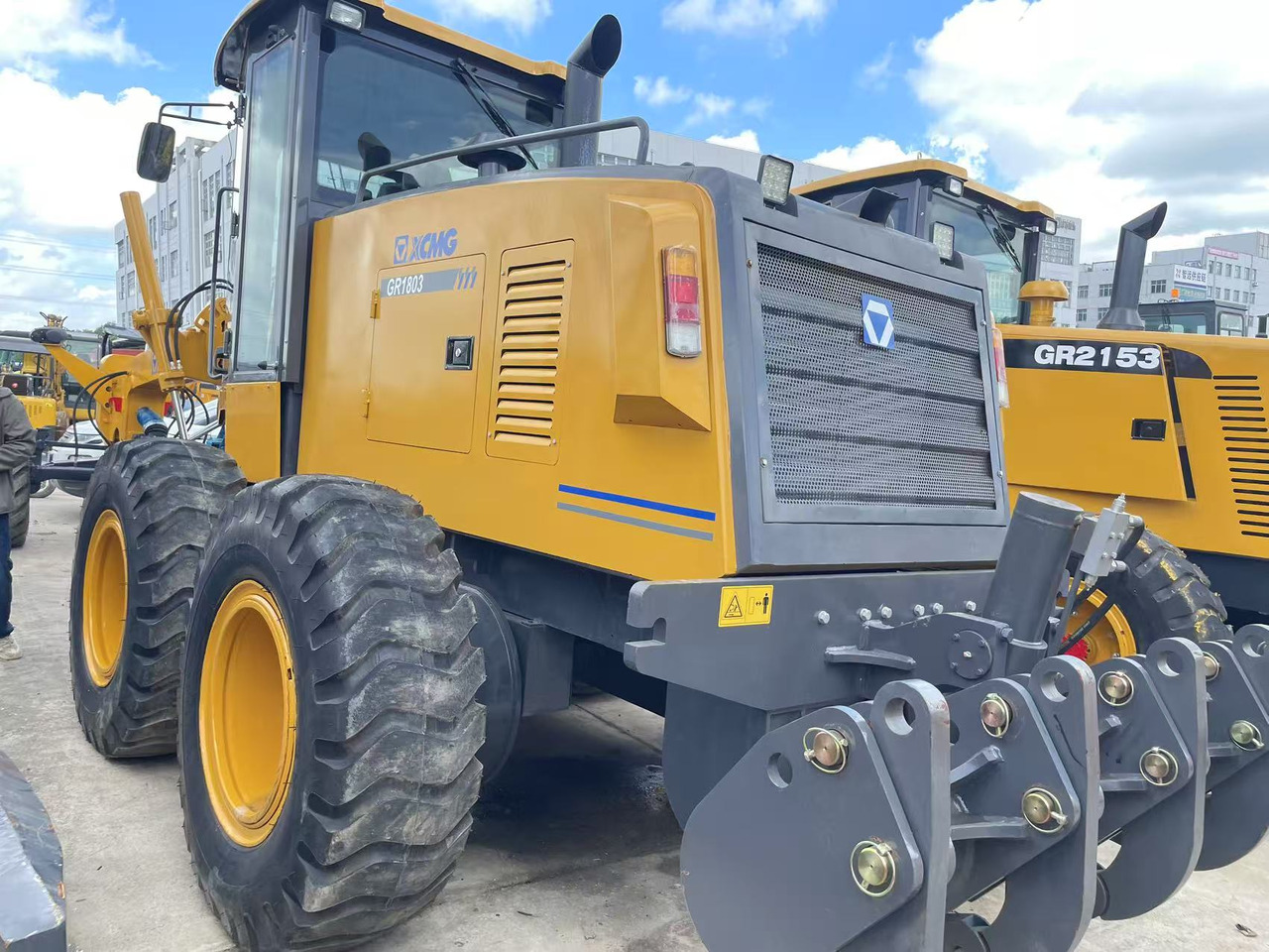 XCMG GR1803 - Máy san: hình 2 XCMG GR1803 - Máy san: hình 2
