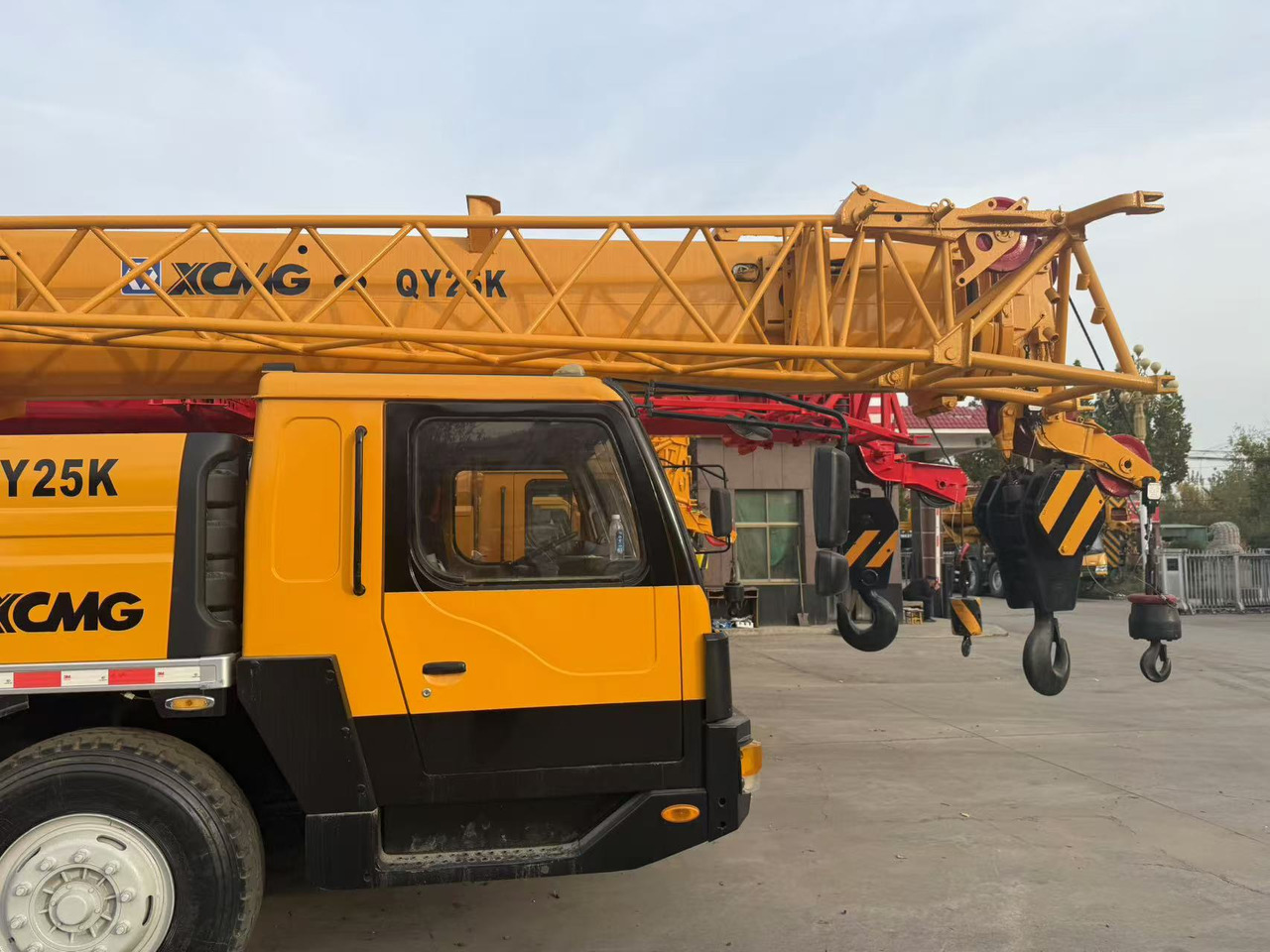 XCMG QY25K5C - Cẩu bánh lốp: hình 4 XCMG QY25K5C - Cẩu bánh lốp: hình 4