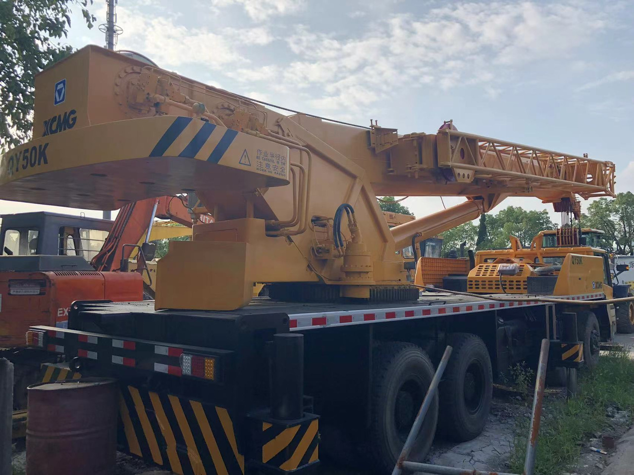 XCMG QY50K - Cẩu bánh lốp: hình 4 XCMG QY50K - Cẩu bánh lốp: hình 4