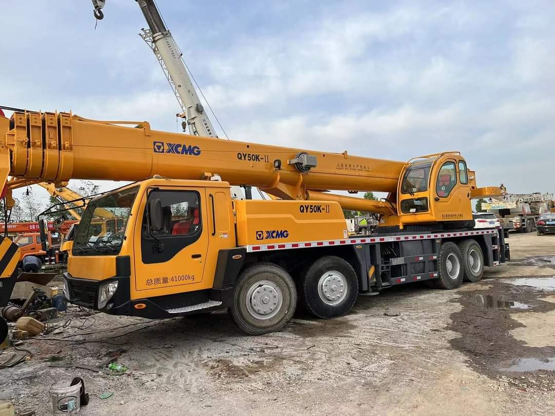 XCMG QY50K - Cẩu bánh lốp: hình 2 XCMG QY50K - Cẩu bánh lốp: hình 2