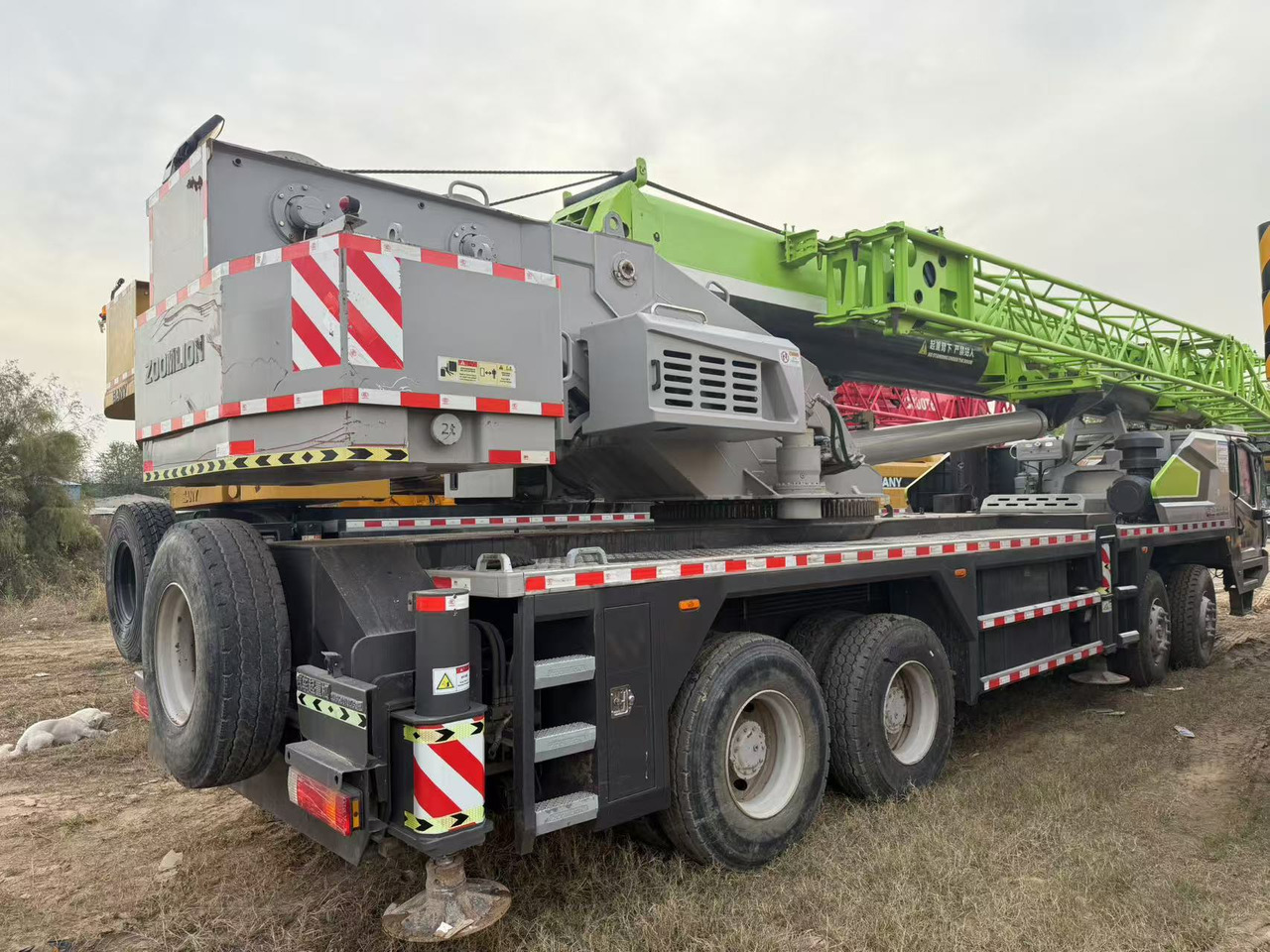 ZOOMLION ZTC500H - Cẩu bánh lốp: hình 3 ZOOMLION ZTC500H - Cẩu bánh lốp: hình 3