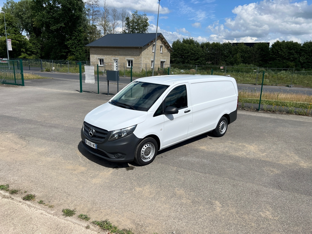 MERCEDES-BENZ VITO 109 Fourgon 1.6 BlueTEC Long Utilitaire - Xe van chở hàng: hình 1 MERCEDES-BENZ VITO 109 Fourgon 1.6 BlueTEC Long Utilitaire - Xe van chở hàng: hình 1