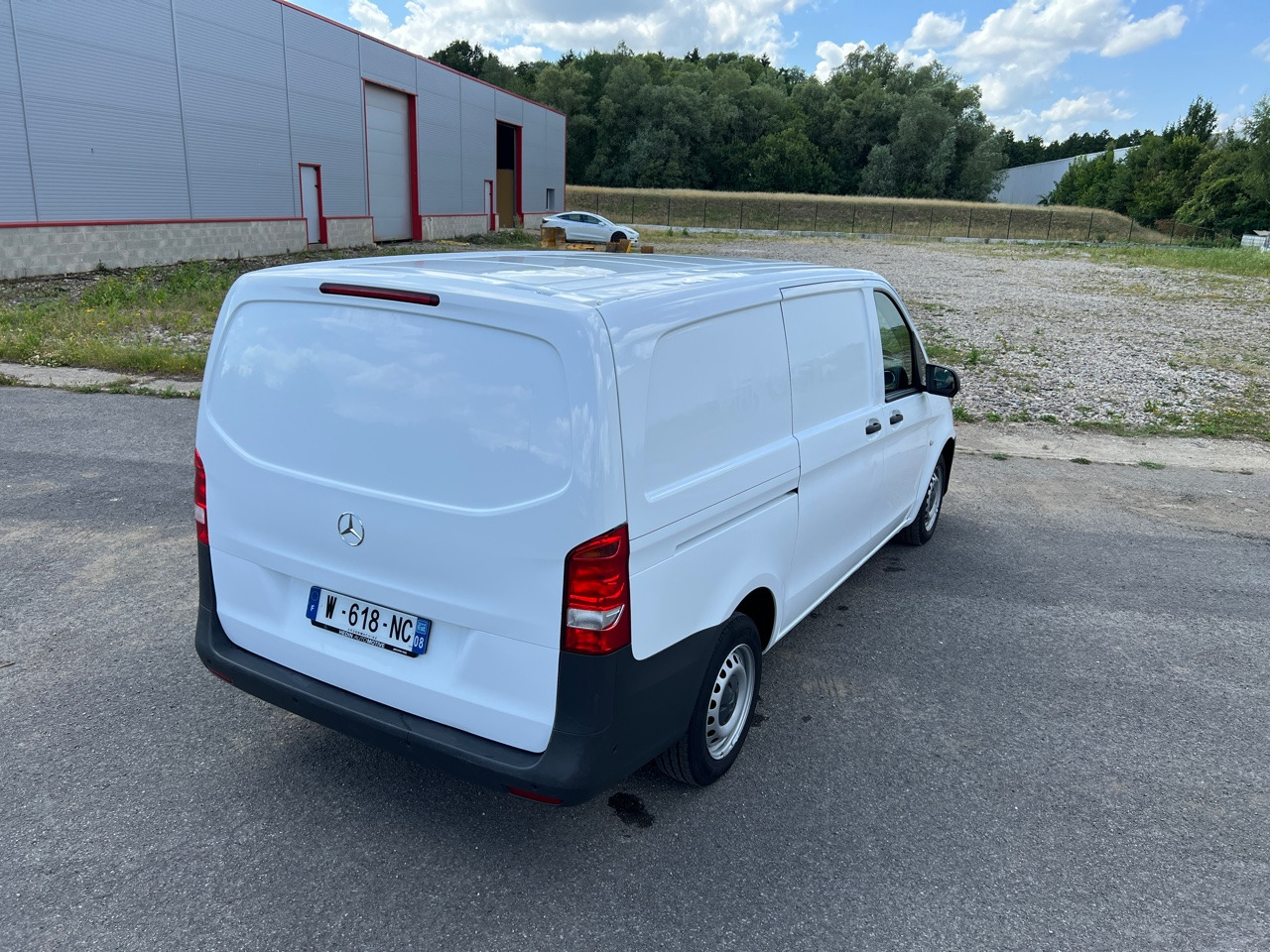 MERCEDES-BENZ VITO 109 Fourgon 1.6 BlueTEC Long Utilitaire - Xe van chở hàng: hình 2 MERCEDES-BENZ VITO 109 Fourgon 1.6 BlueTEC Long Utilitaire - Xe van chở hàng: hình 2