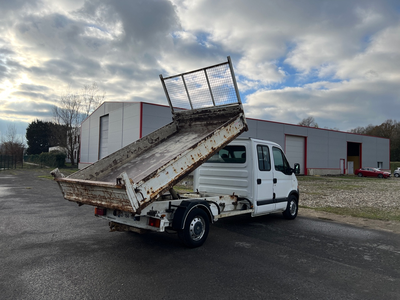 RENAULT Master Benne Double cabine DCi 120 7 Places - Xe ben nhỏ: hình 2 RENAULT Master Benne Double cabine DCi 120 7 Places - Xe ben nhỏ: hình 2