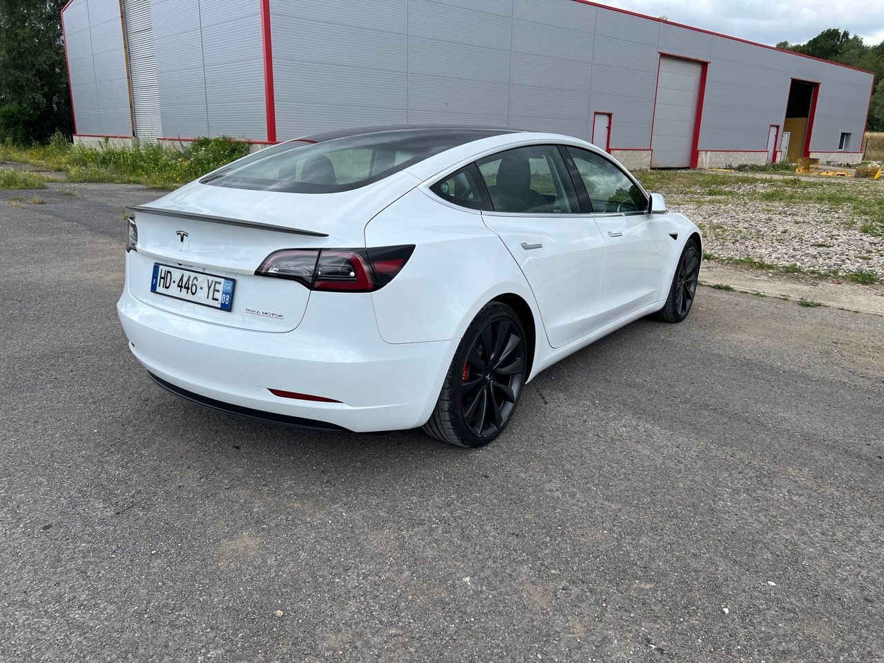 TESLA Model 3 Performance Dual Motor FSD 3 Autopilot - Sedan: hình 2 TESLA Model 3 Performance Dual Motor FSD 3 Autopilot - Sedan: hình 2