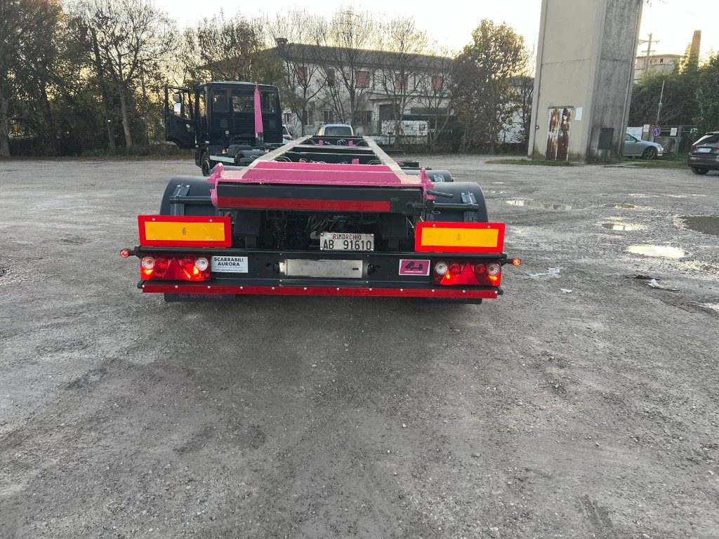 CARDI RIMORCHIO CARDI SCARRABILE RIBALTABILE - Rơ moóc thùng chứa: hình 3 CARDI RIMORCHIO CARDI SCARRABILE RIBALTABILE - Rơ moóc thùng chứa: hình 3