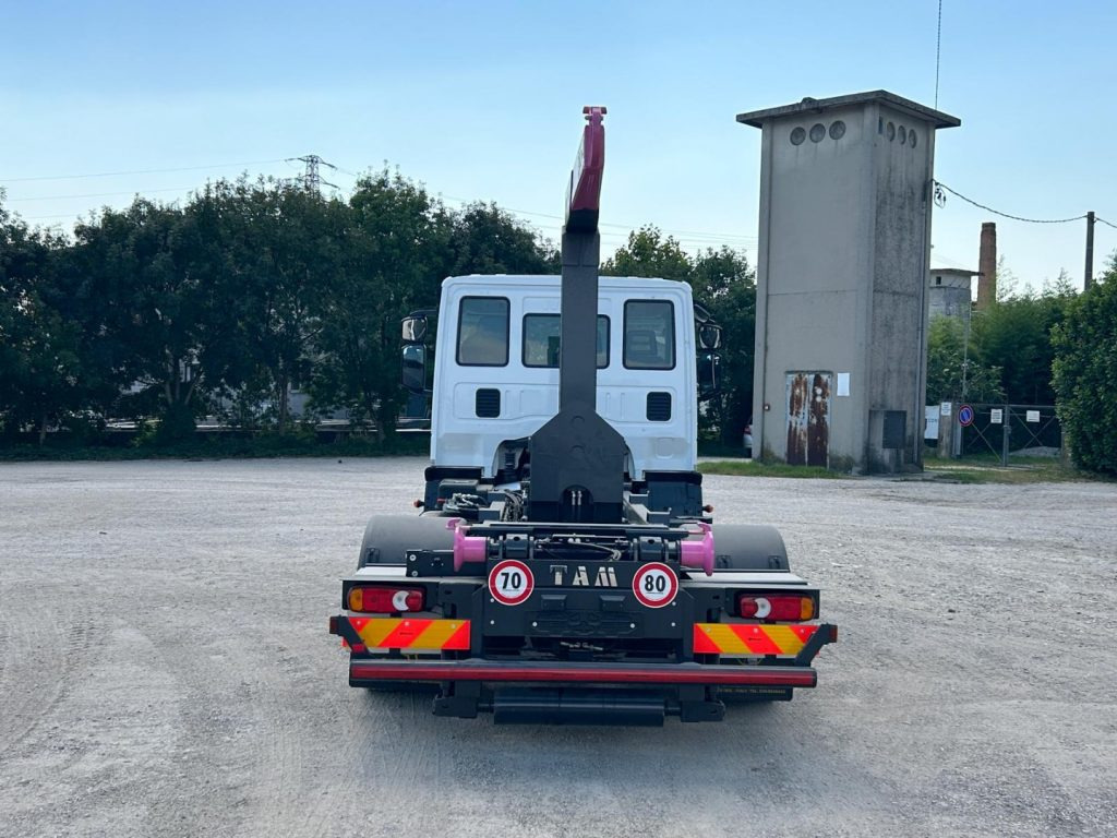 IVECO 120EL22 CON SCARRABILE NUOVO - Xe tải nâng móc: hình 5 IVECO 120EL22 CON SCARRABILE NUOVO - Xe tải nâng móc: hình 5
