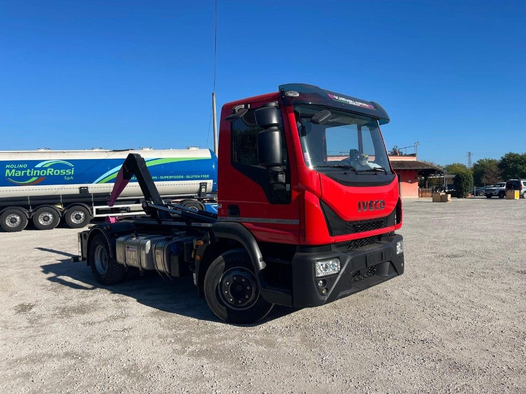 IVECO EUROCARGO 160E USATO SCARRABILE - Xe tải nâng móc: hình 2 IVECO EUROCARGO 160E USATO SCARRABILE - Xe tải nâng móc: hình 2