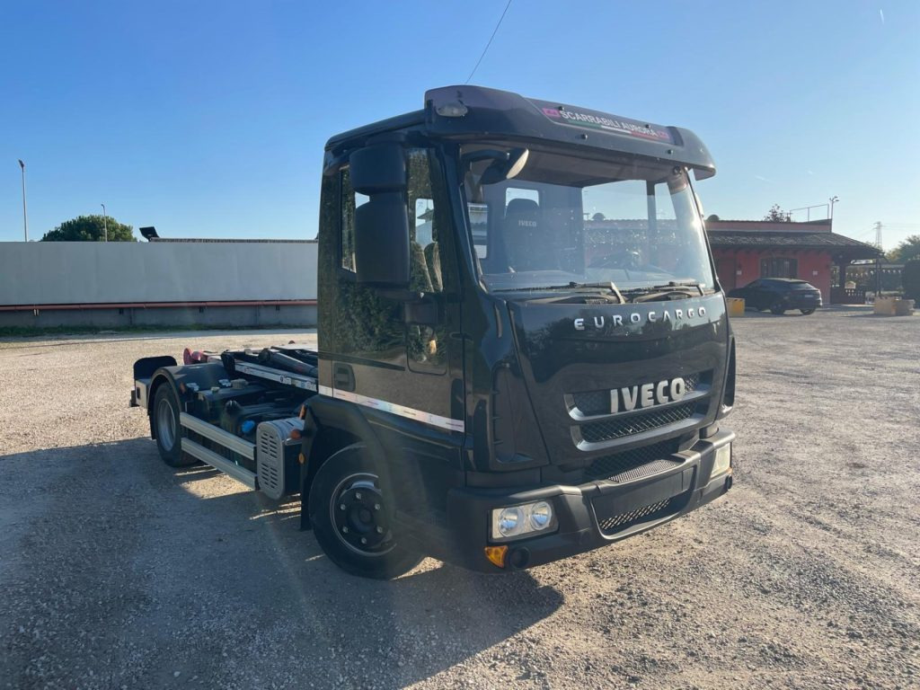 IVECO EUROCARGO 75E18 CON SCARRABILE NUOVO - Xe tải nâng móc: hình 1 IVECO EUROCARGO 75E18 CON SCARRABILE NUOVO - Xe tải nâng móc: hình 1