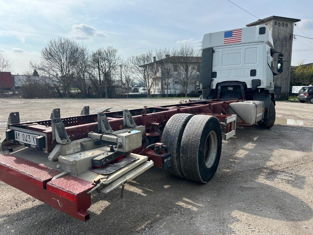 Xe tải khung gầm IVECO EUROTECH 190E38 A TELAIO: hình 9 Xe tải khung gầm IVECO EUROTECH 190E38 A TELAIO: hình 9