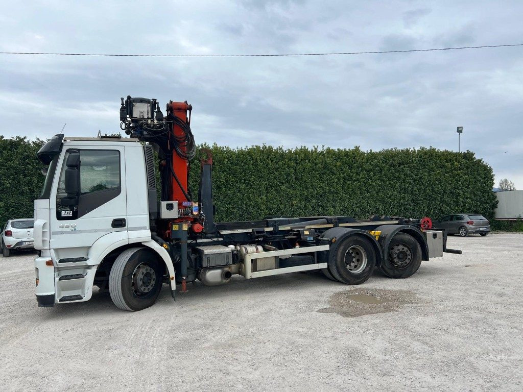 IVECO STRALIS 260E45 SCARRABILE - Xe tải nâng móc: hình 2 IVECO STRALIS 260E45 SCARRABILE - Xe tải nâng móc: hình 2