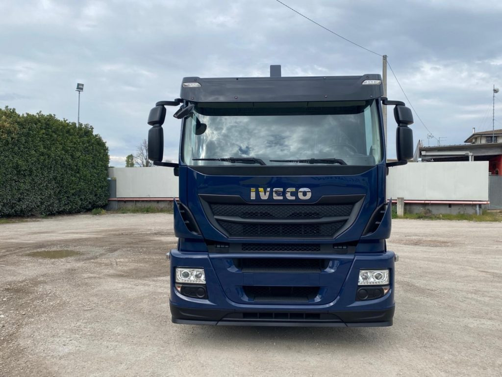 IVECO STRALIS 310 SCARRABILE FULL PNEUMATICO - Xe tải nâng móc: hình 5 IVECO STRALIS 310 SCARRABILE FULL PNEUMATICO - Xe tải nâng móc: hình 5
