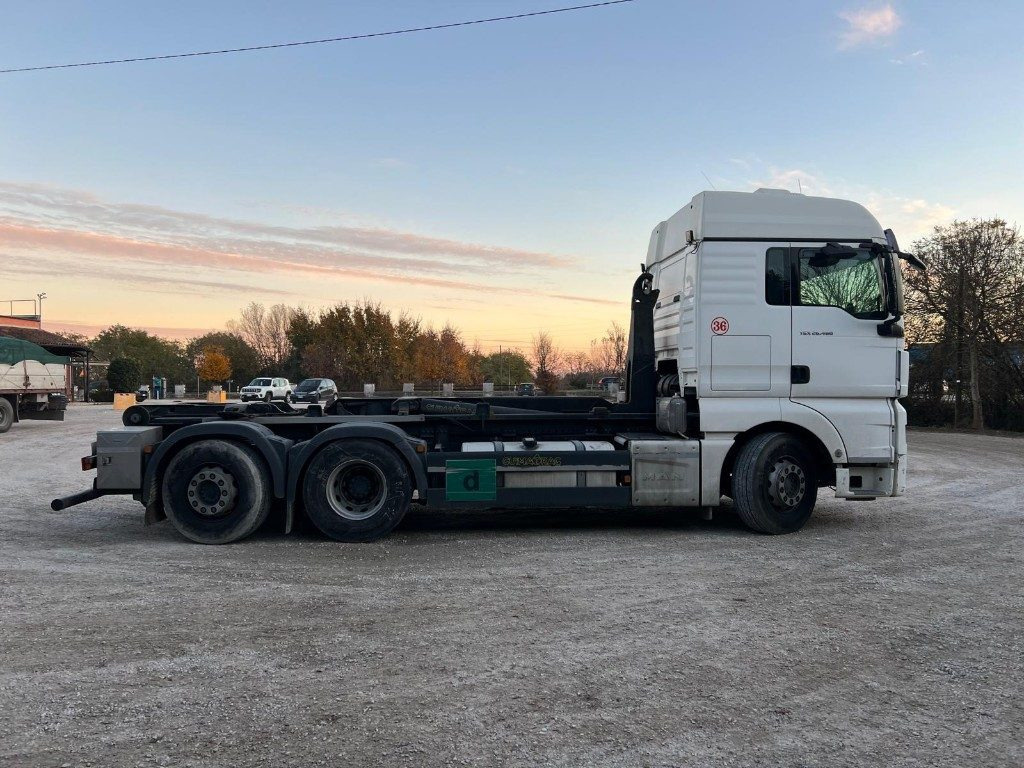 MAN TGX 26.480 USATO SCARRABILE - Xe tải nâng móc: hình 5 MAN TGX 26.480 USATO SCARRABILE - Xe tải nâng móc: hình 5
