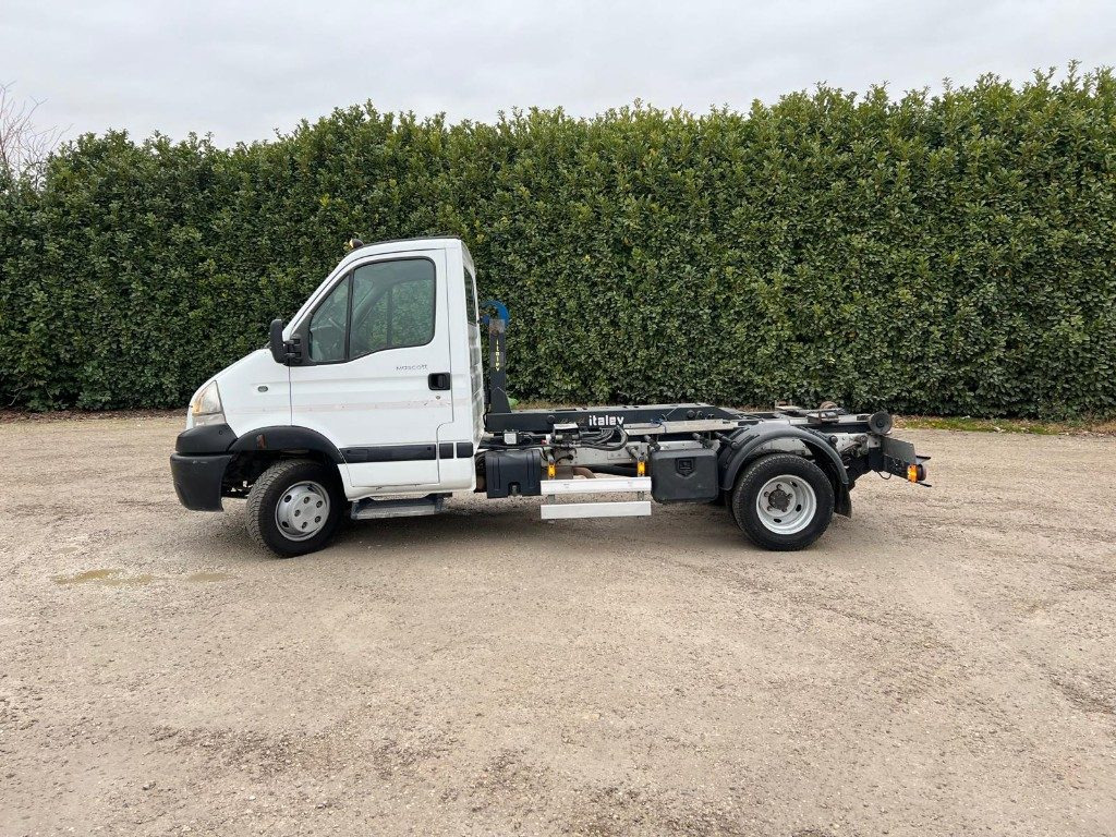 RENAULT MASCOTT SCARRABILE - Xe tải nâng móc: hình 1 RENAULT MASCOTT SCARRABILE - Xe tải nâng móc: hình 1