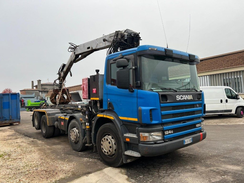 SCANIA 124GB 420 SCARRABILE CON GRU - Xe tải nâng móc: hình 3 SCANIA 124GB 420 SCARRABILE CON GRU - Xe tải nâng móc: hình 3