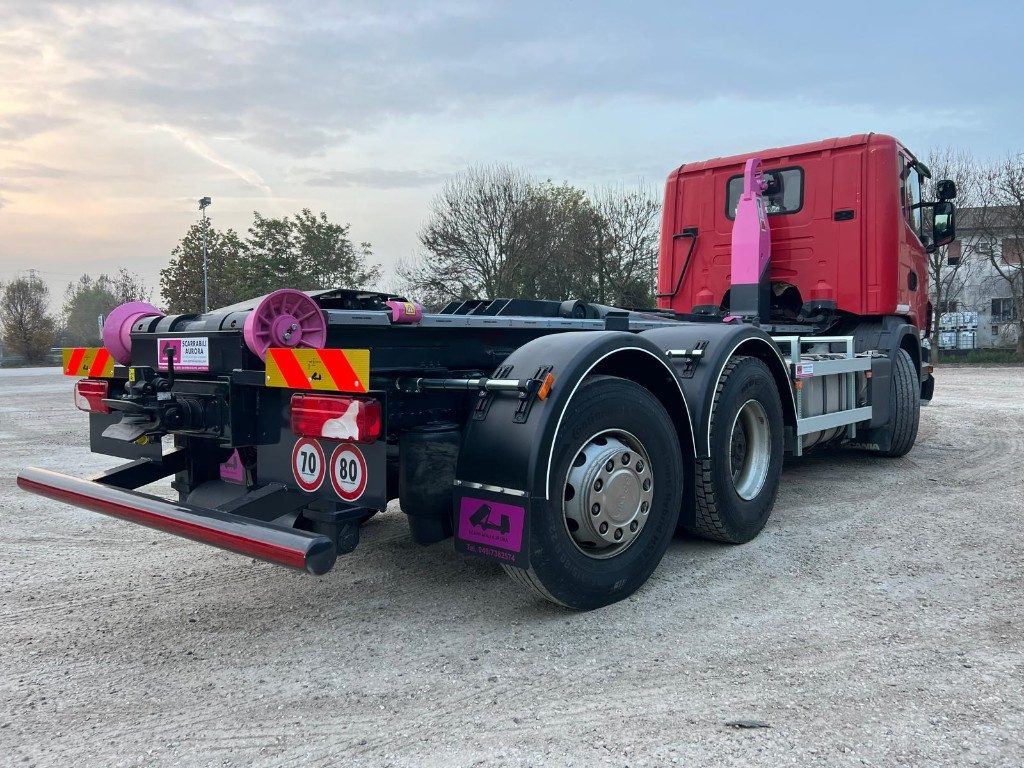 SCANIA G440 SCARRABILE NUOVO PNEUMATICO POSTERIORE - Xe tải nâng móc: hình 5 SCANIA G440 SCARRABILE NUOVO PNEUMATICO POSTERIORE - Xe tải nâng móc: hình 5